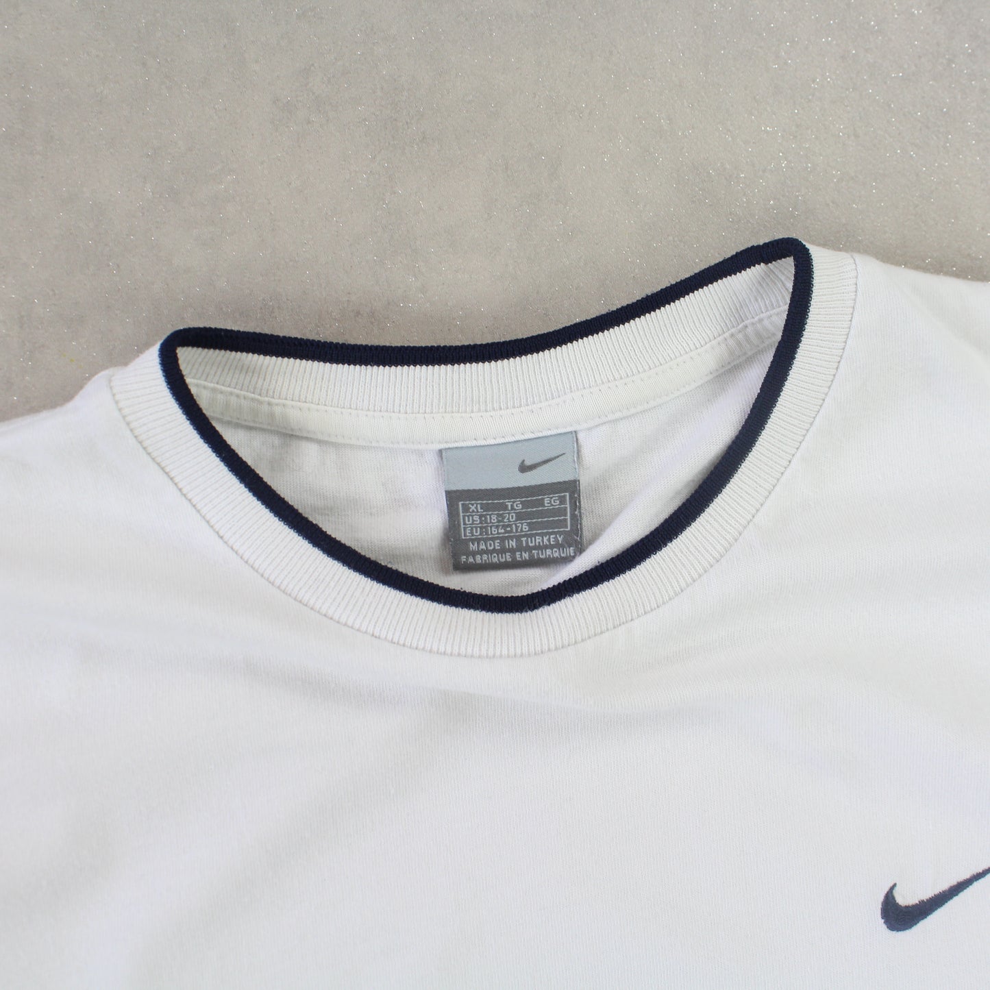 RARE 00s Nike T-Shirt White - (XS)