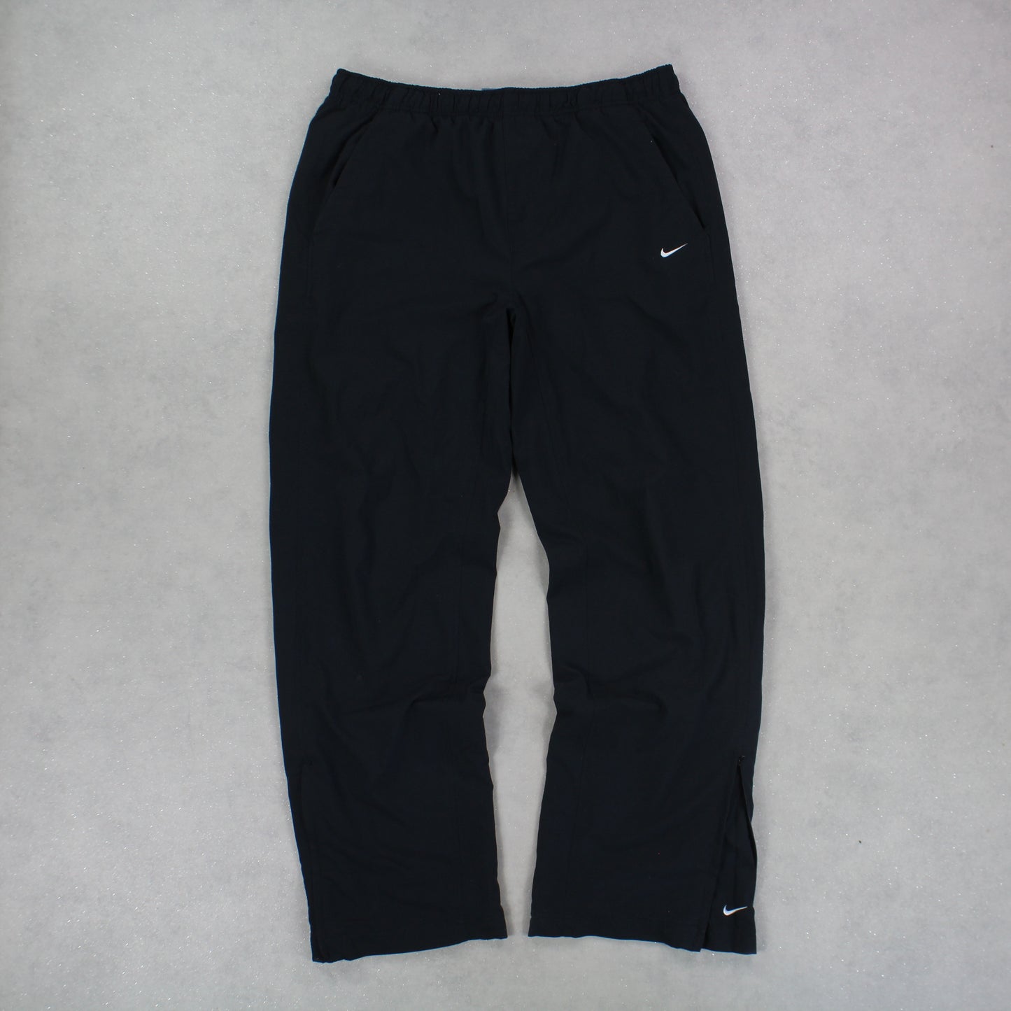 SUPER RARE 00s Nike Trackpants Black - (L)