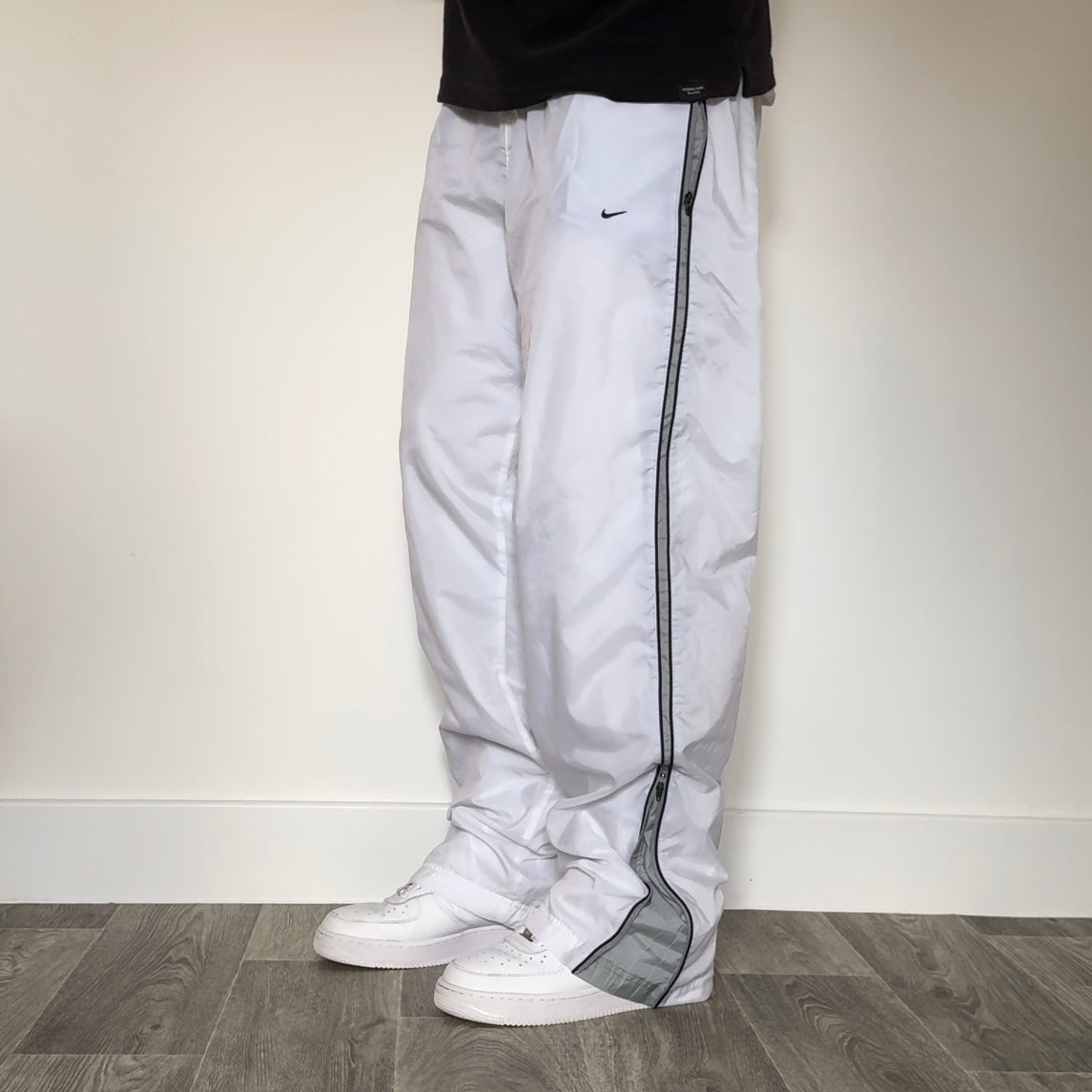 SUPER RARE 2000s Baggy Nike Trackpants White - (L)