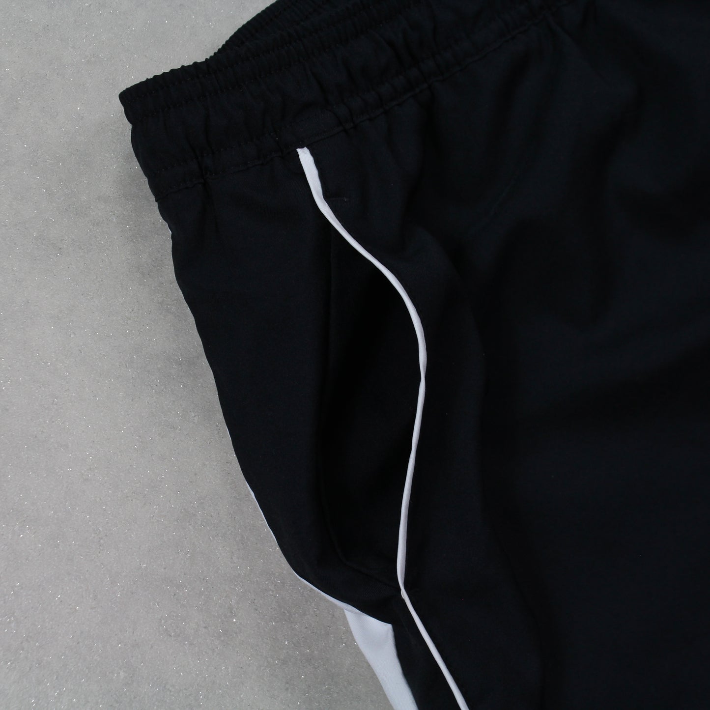 RARE 00s Baggy Nike Trackpants Black - (L)