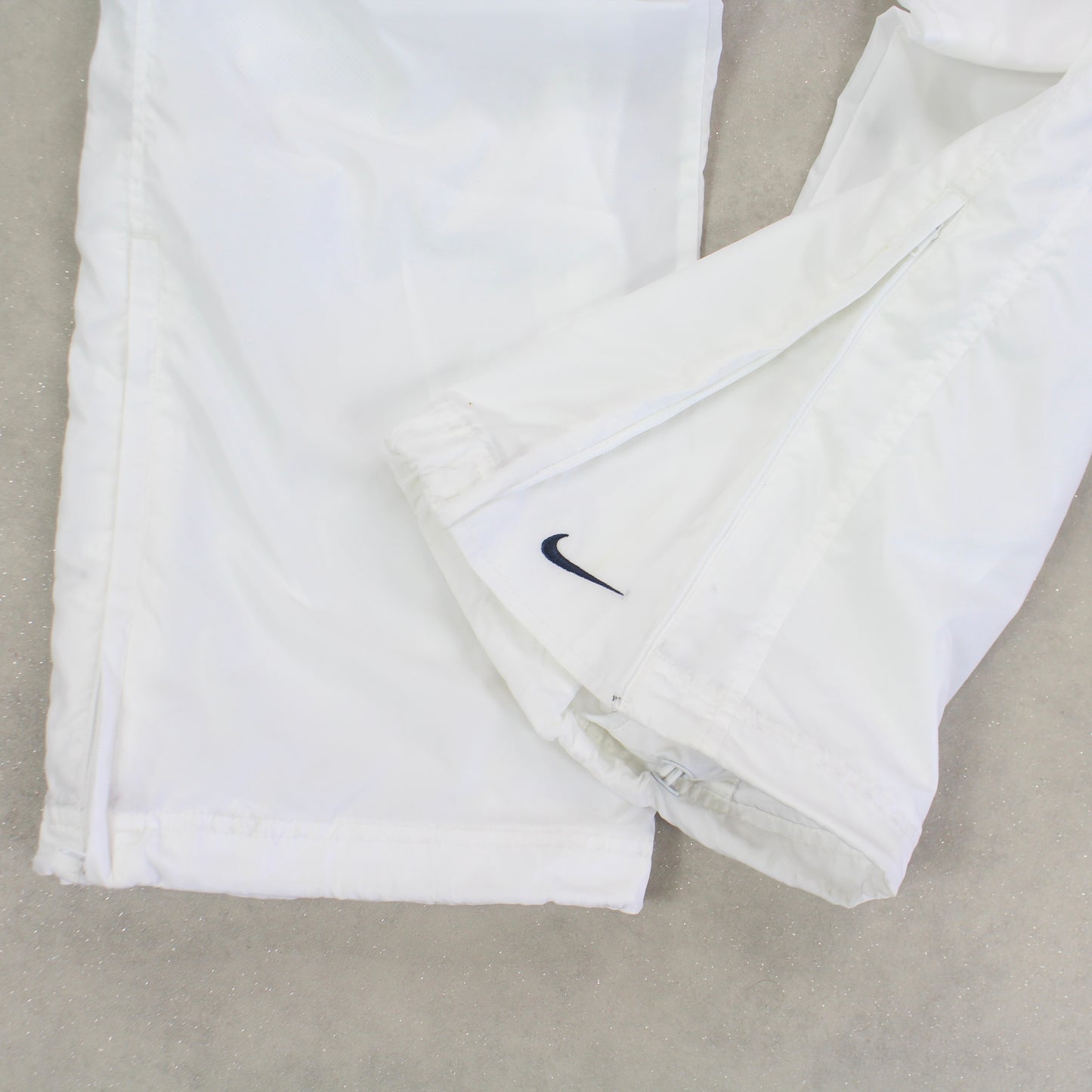 SUPER RARE 2000s Nike Trackpants White - (L)