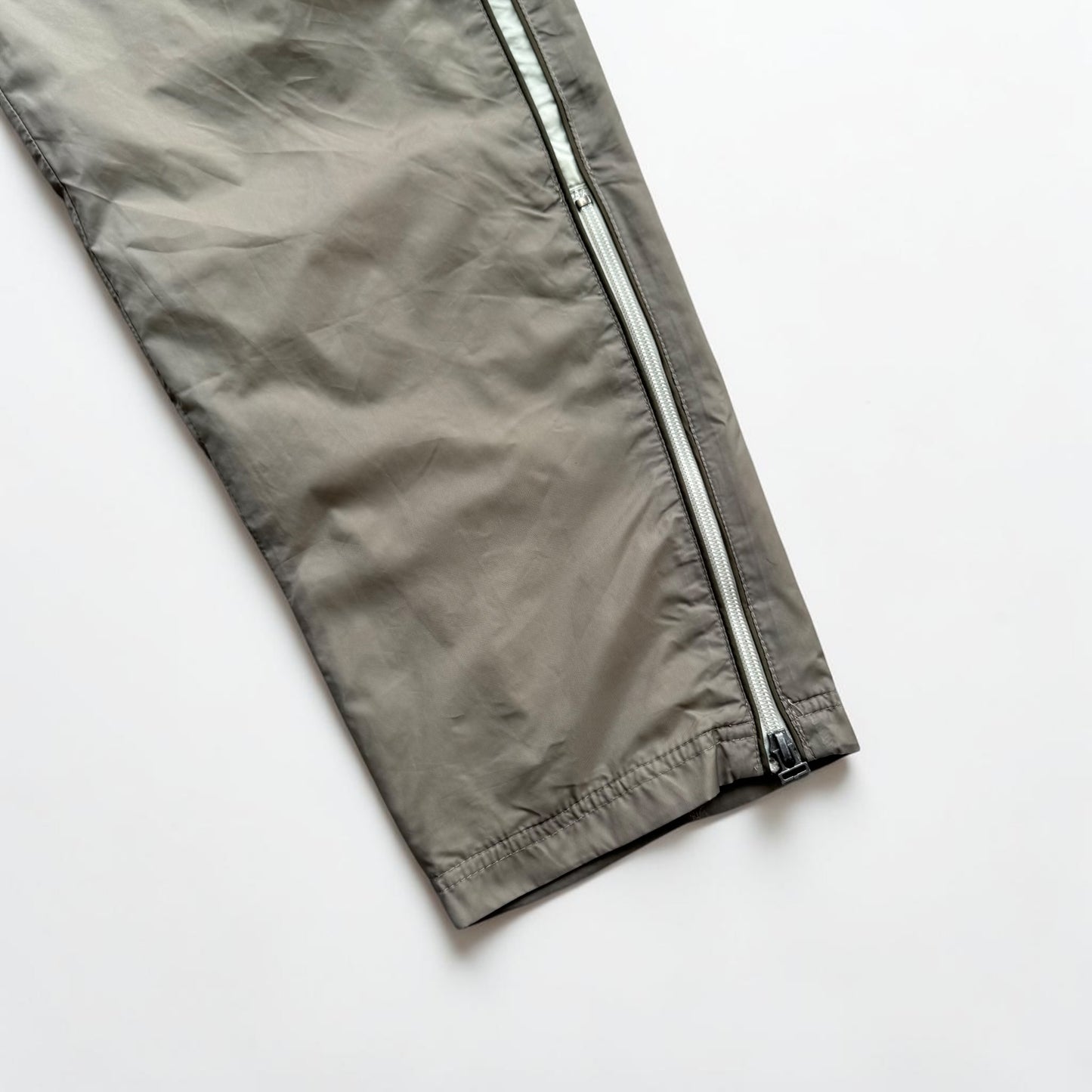 RARE 2000s Nike Trackpants Green - (S)