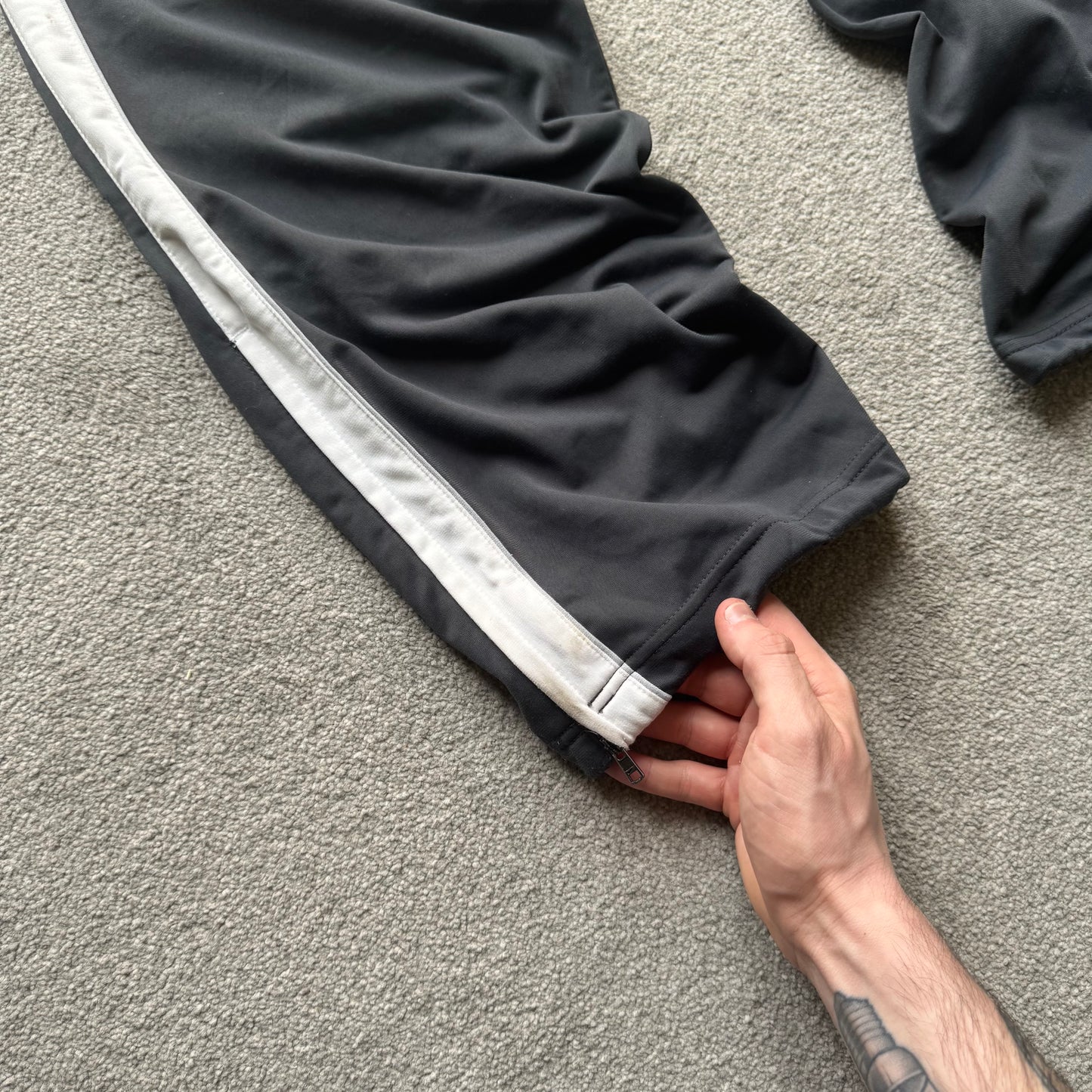 RARE 2000s Nike Trackpants Grey - (L)