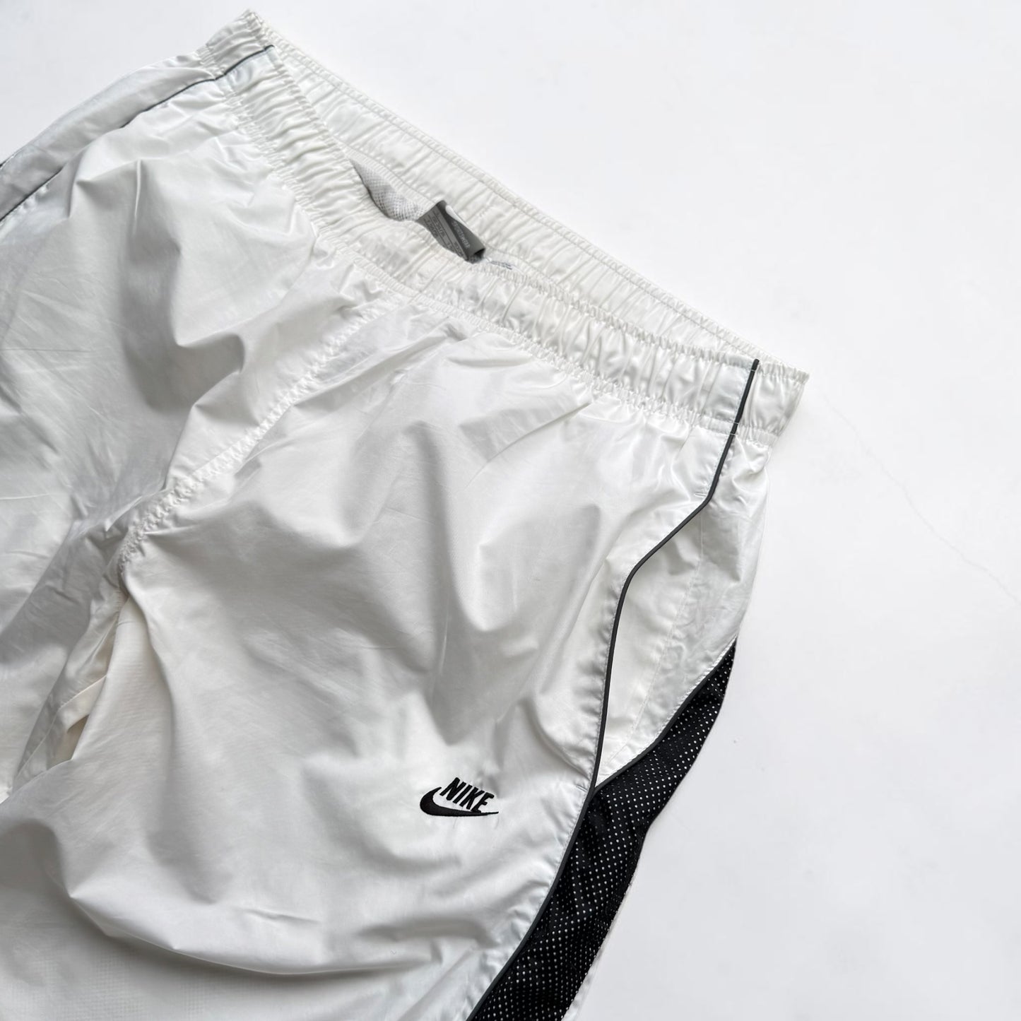 VERY RARE 2000s Nike Trackpants White *PREMIUM* - (L)