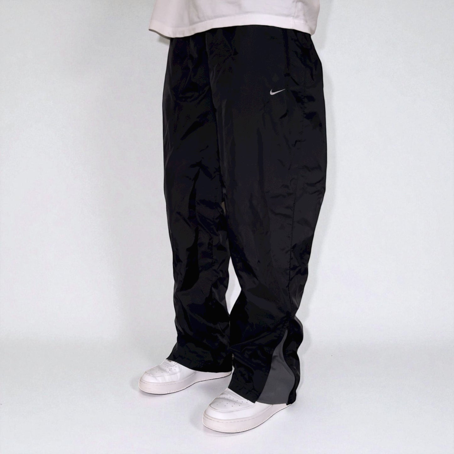 RARE 1990s Nike Trackpants Black - (L)