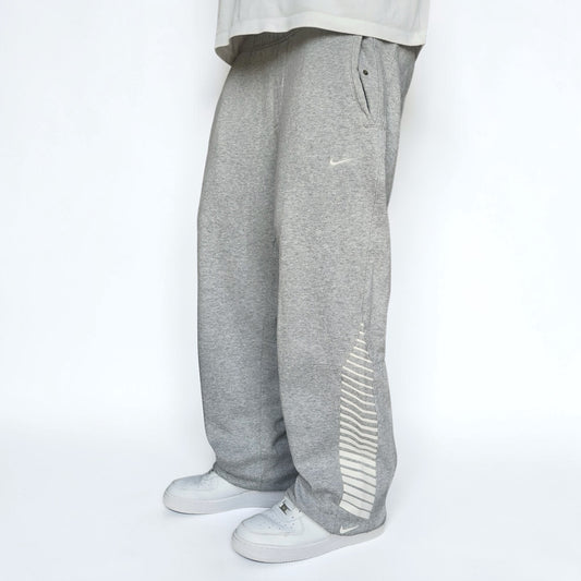SUPER RARE 2000s Nike Joggers Grey - (M)