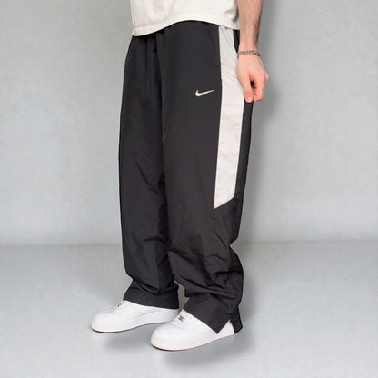 RARE 2000s Baggy Nike Trackpants Black - (L)
