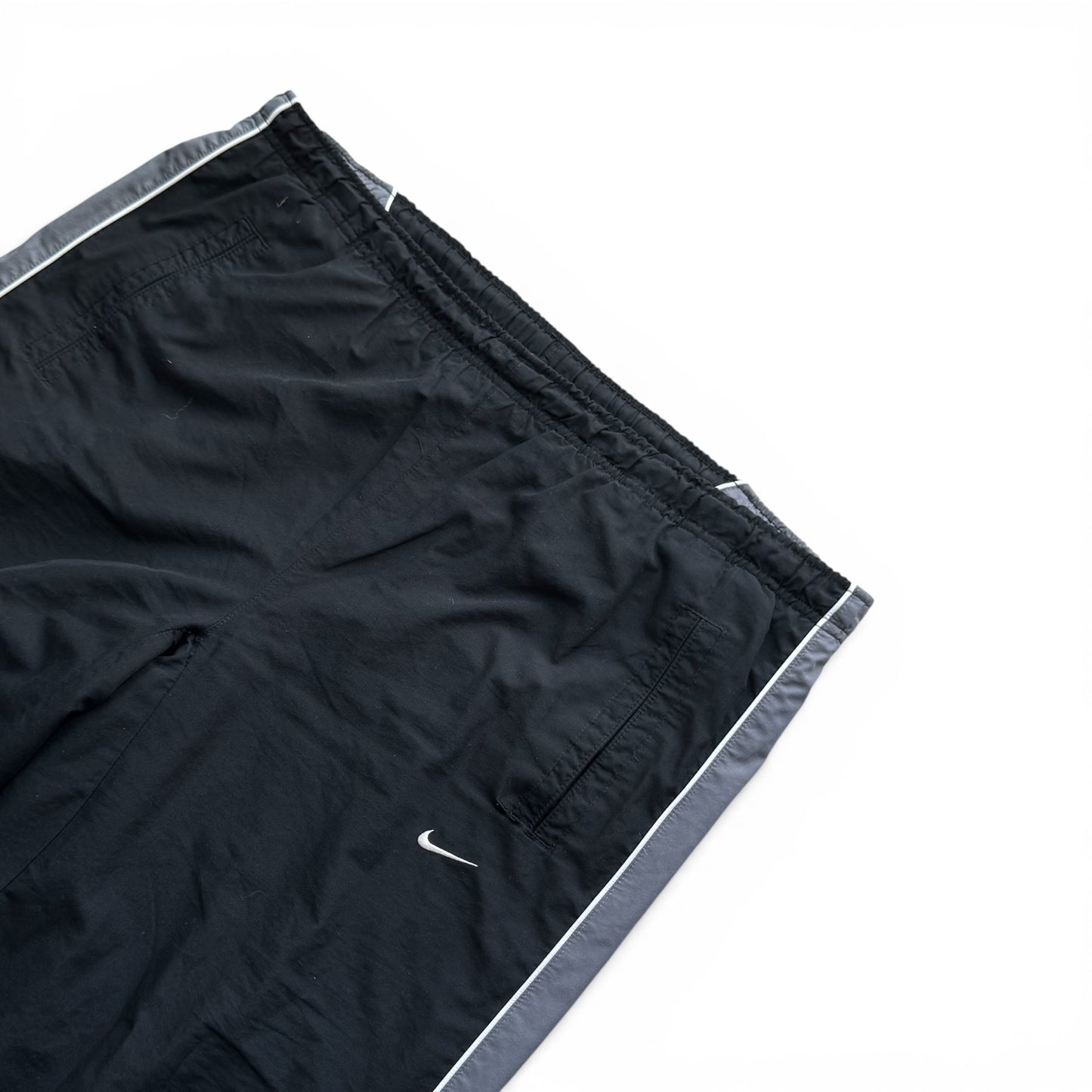 SUPER RARE 2000s Baggy Nike Trackpants Black *PREMIUM* - (XL)