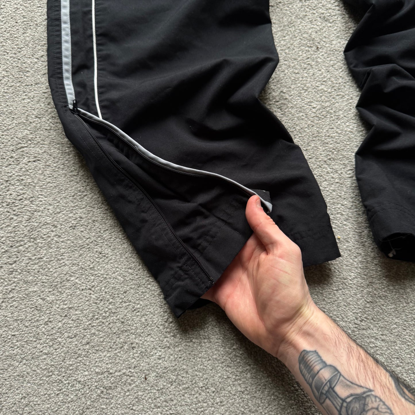 RARE 2000s Nike Trackpants Black - (M/L)