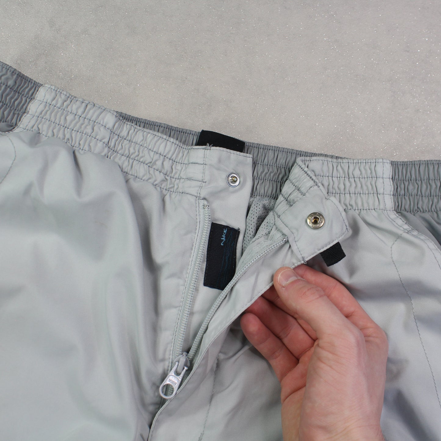 RARE 2000s Baggy Nike Trackpants Grey - (M)