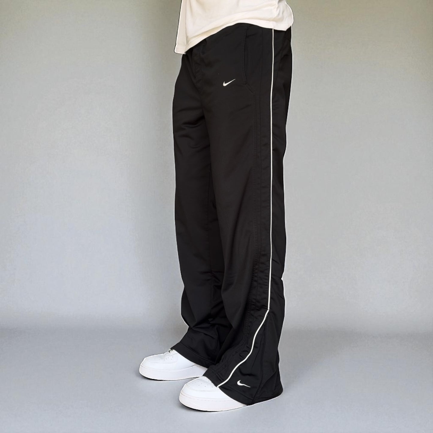 RARE 2000s Baggy Nike Trackpants Black - (L)