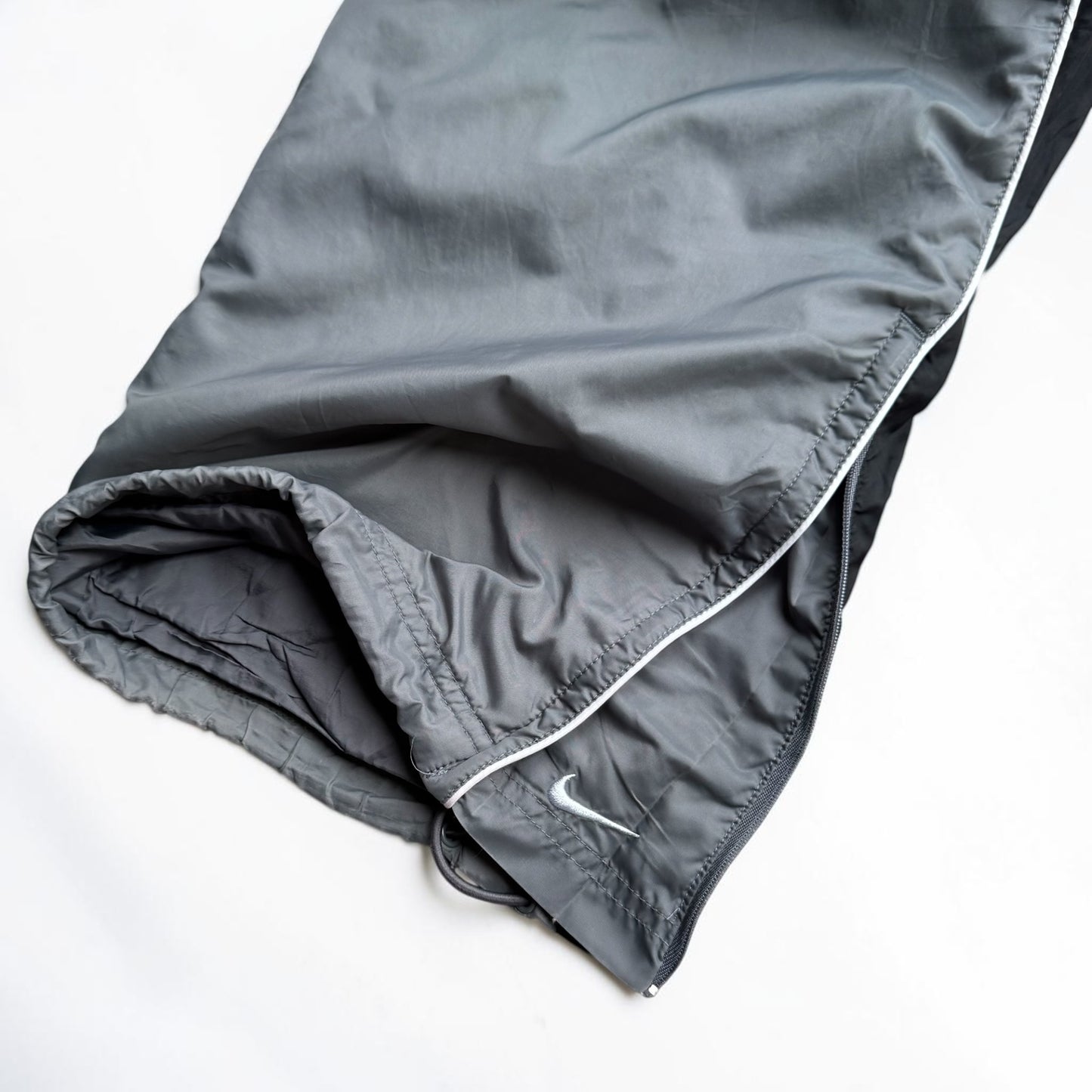 SUPER RARE 2000s Baggy Nike Trackpants Grey *PREMIUM* - (L)