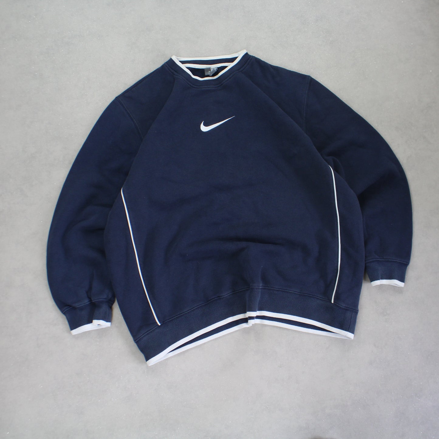 RARE 2000s Heavyweight Nike Sweatshirt Navy - (L)