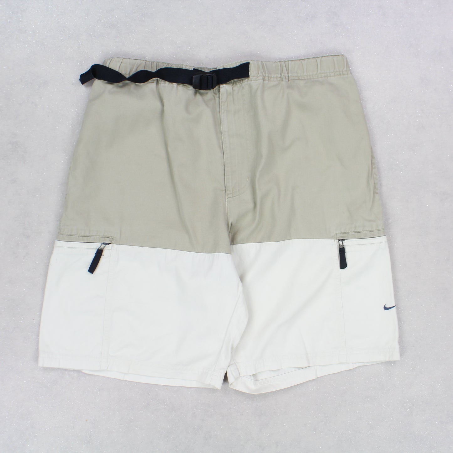 RARE Vintage 1990s Nike Shorts Cream - (L)