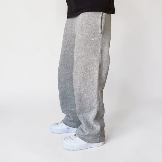 RARE 2000s Nike Joggers Grey - (M)