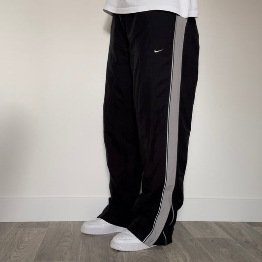 RARE 2000s Nike Trackpants Black - (L)