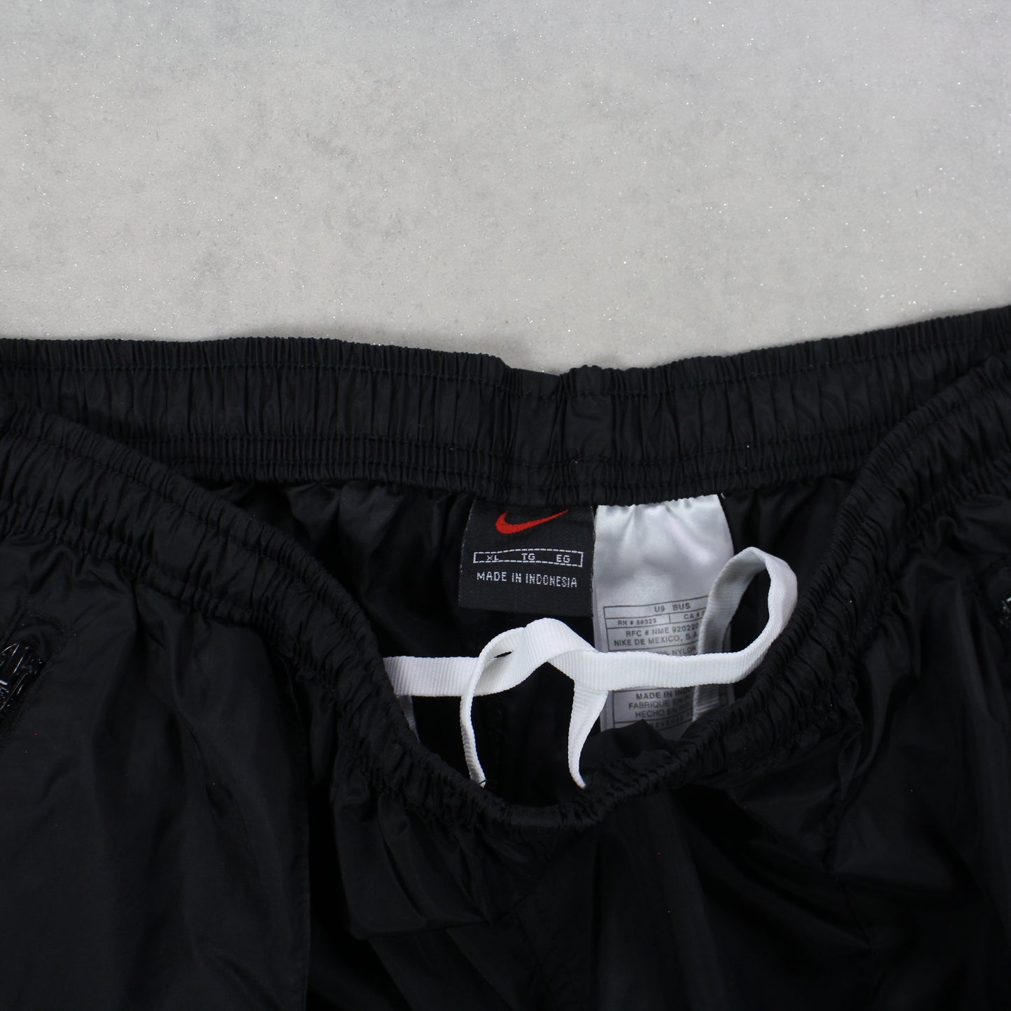 RARE 00s Baggy Nike Trackpants Black - (L)