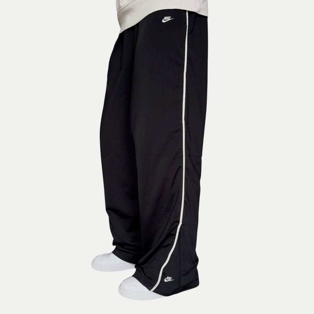 SUPER RARE 2000s Baggy Nike Trackpants Black - (M)
