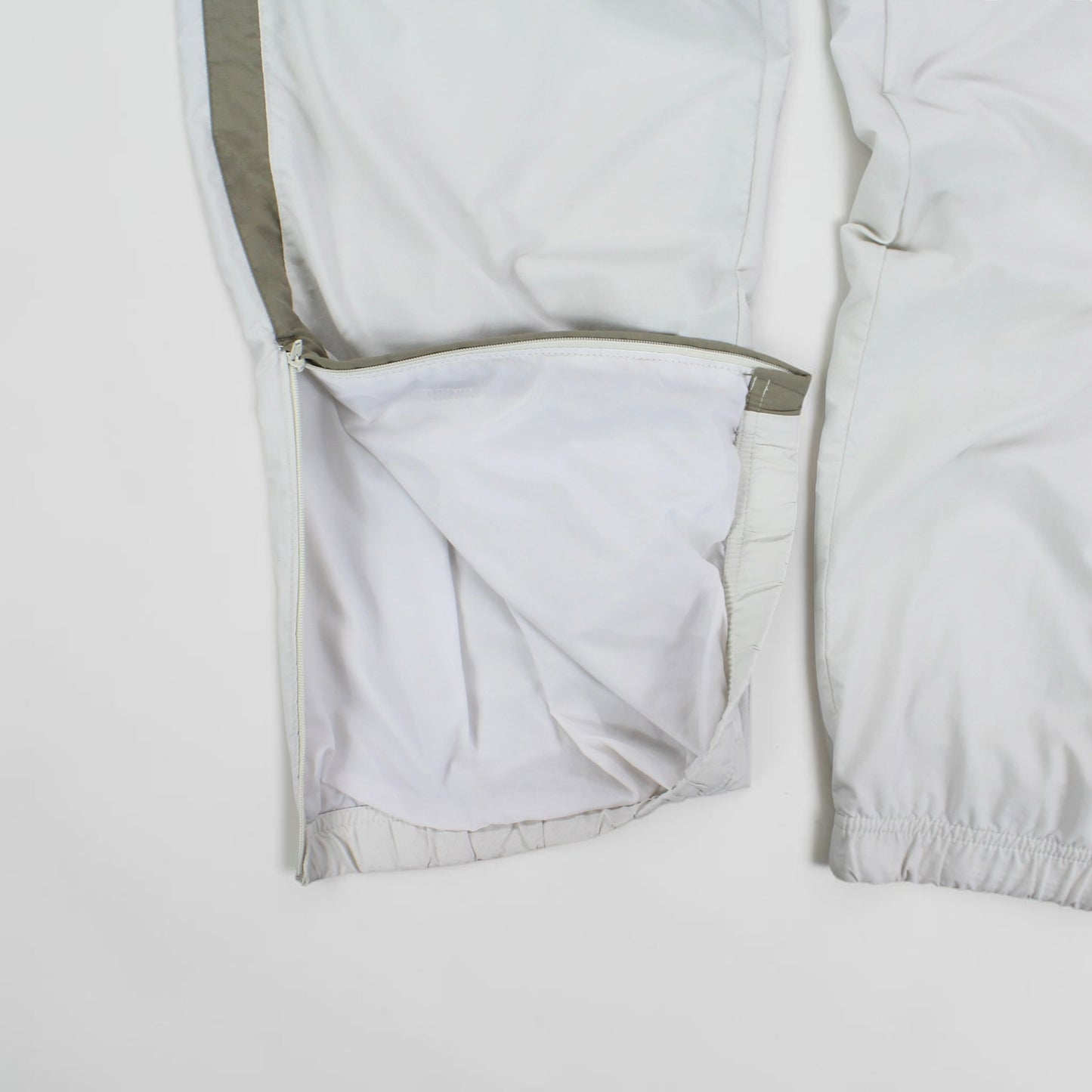 RARE 2000s Nike Trackpants Cream - (L)