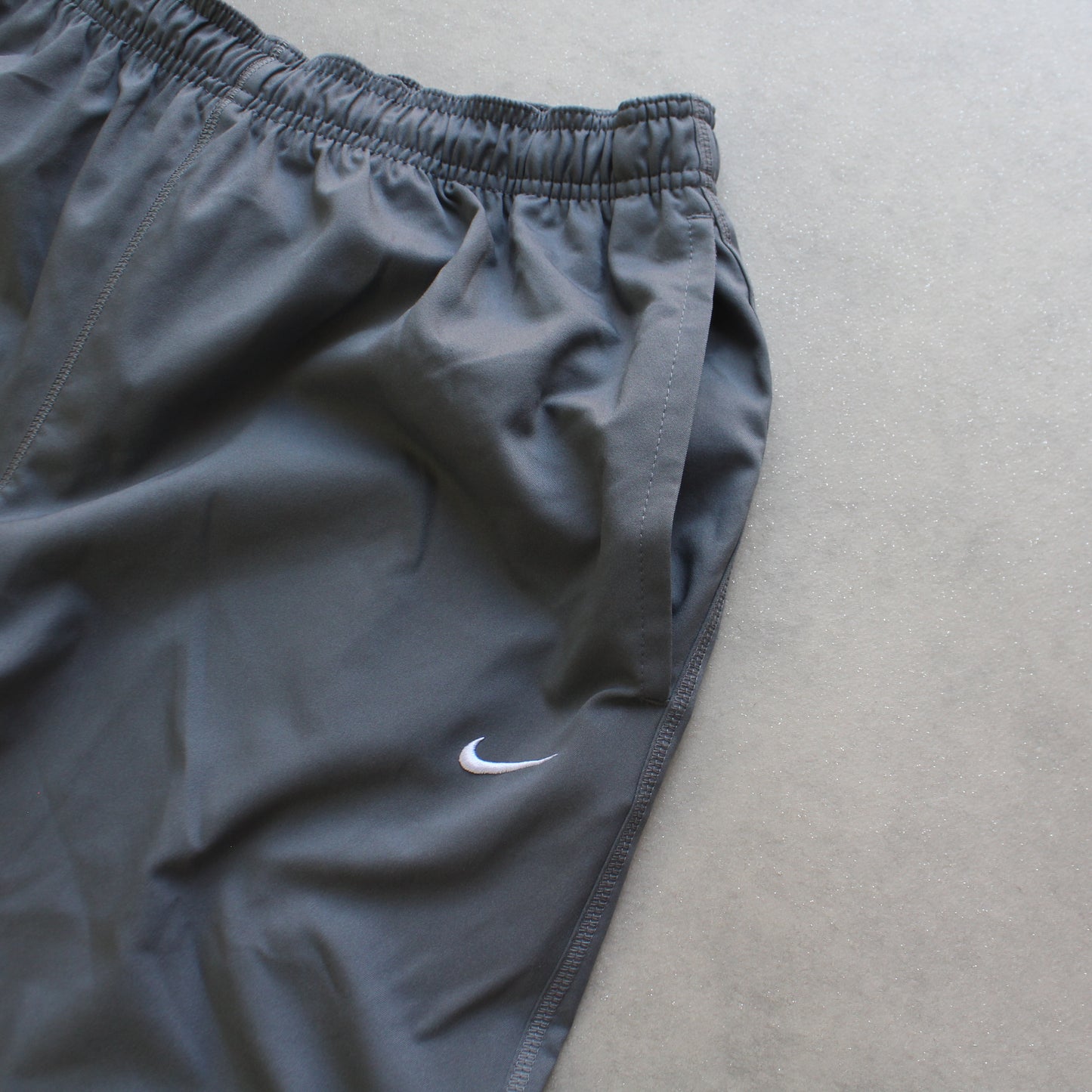 RARE 2000s Nike Trackpants Grey - (M)