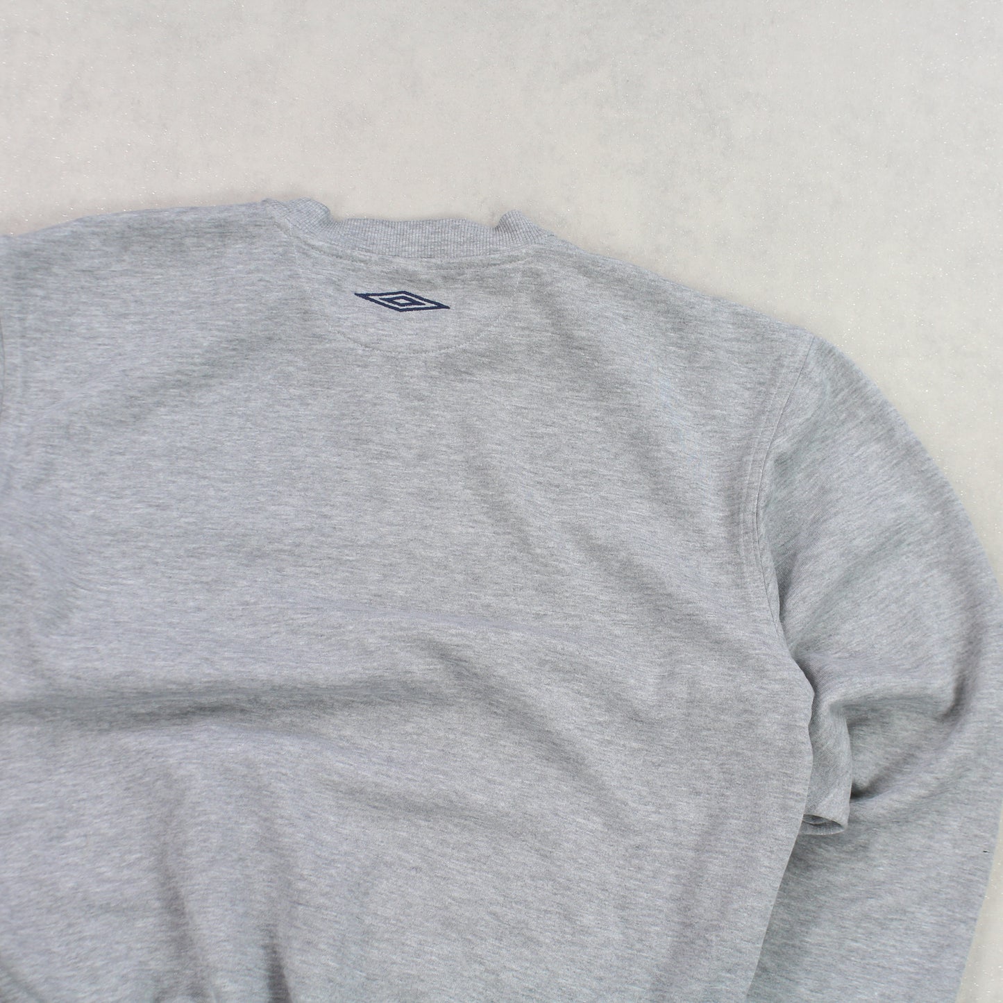 Vintage 00s Umbro Sweatshirt Grey - (S)