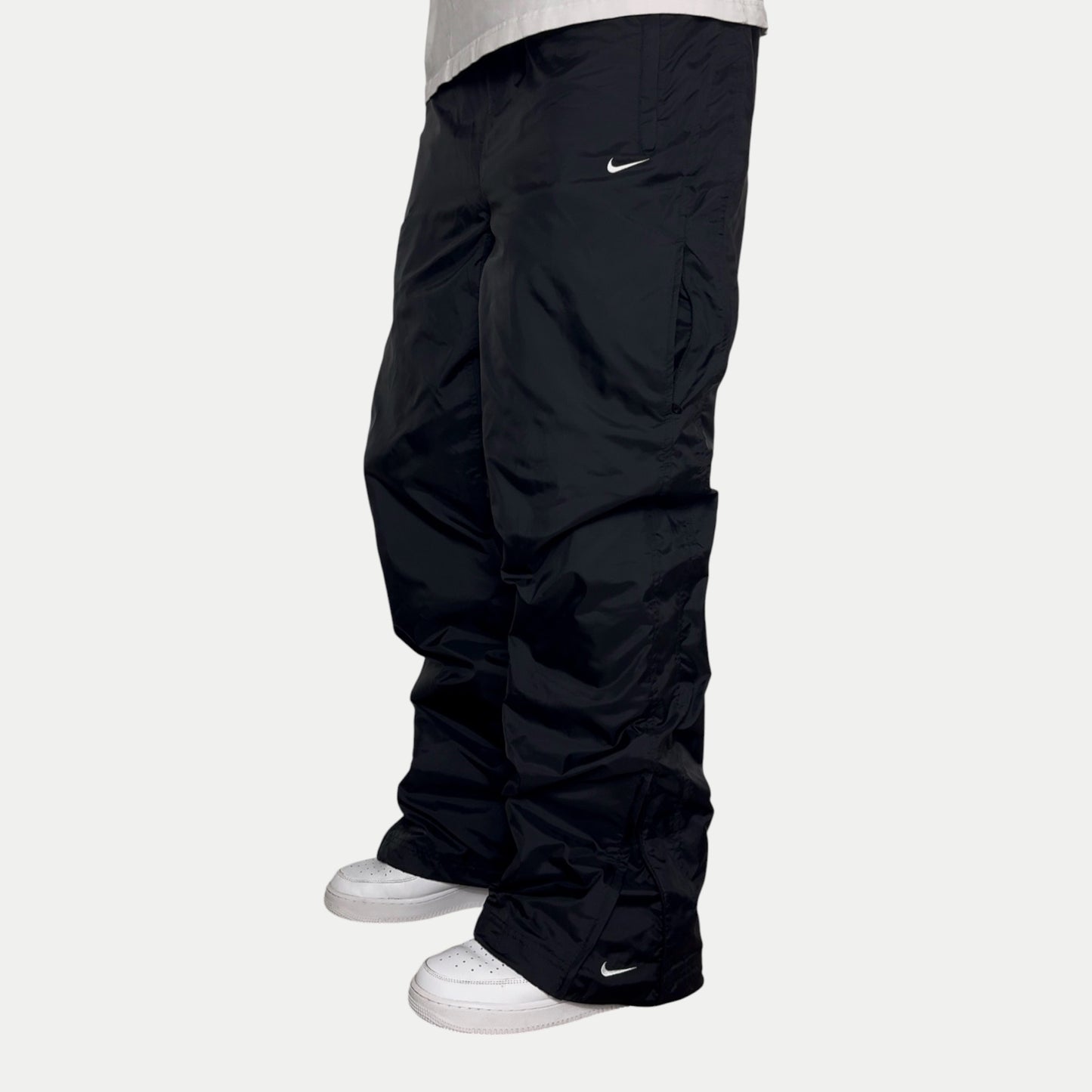 SUPER RARE 2000s Nike Trackpants Black - (M)