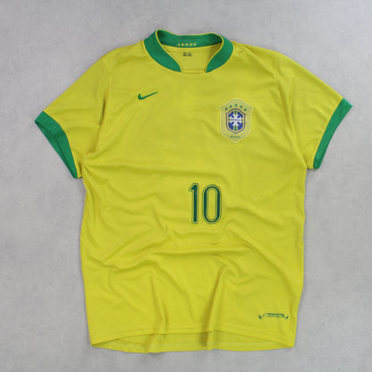 SUPER RARE 90s Brazil Bootleg Top - (XL)