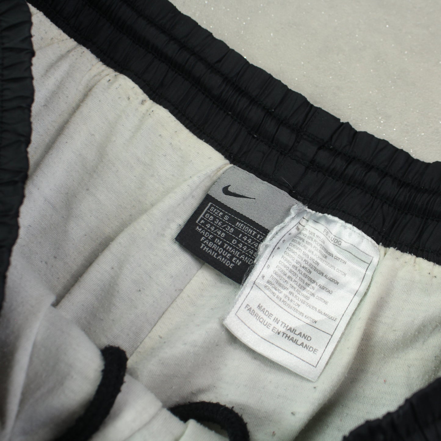SUPER RARE 2000s Nike Trackpants Black - (S)