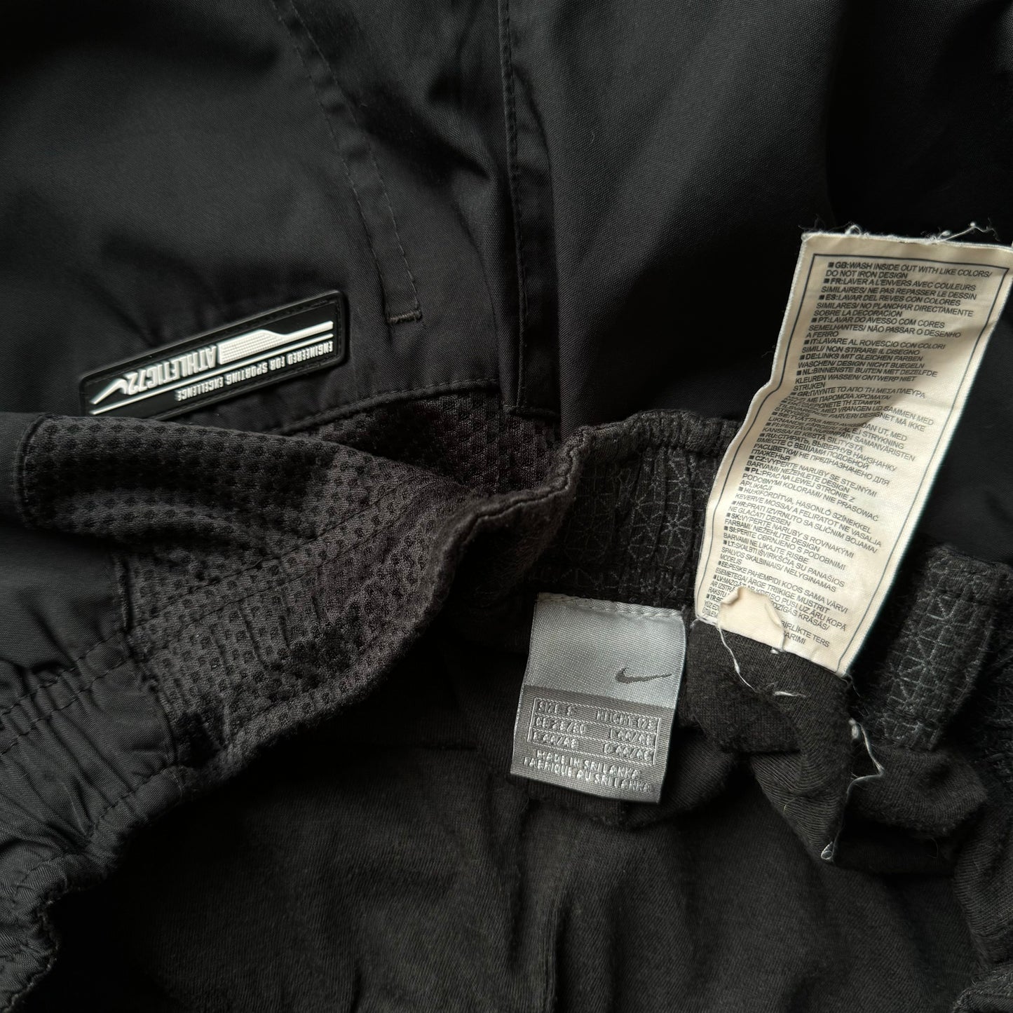 RARE 2000s Nike 72 Trackpants Black - (S)