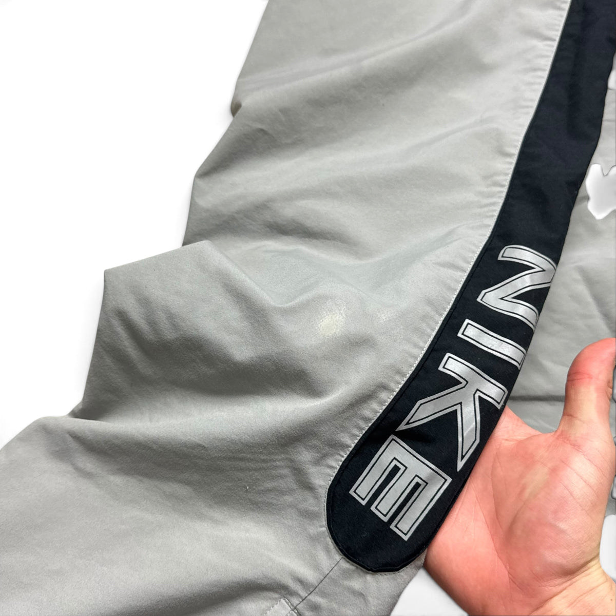 RARE 2000s Baggy Nike Trackpants Grey - (M)