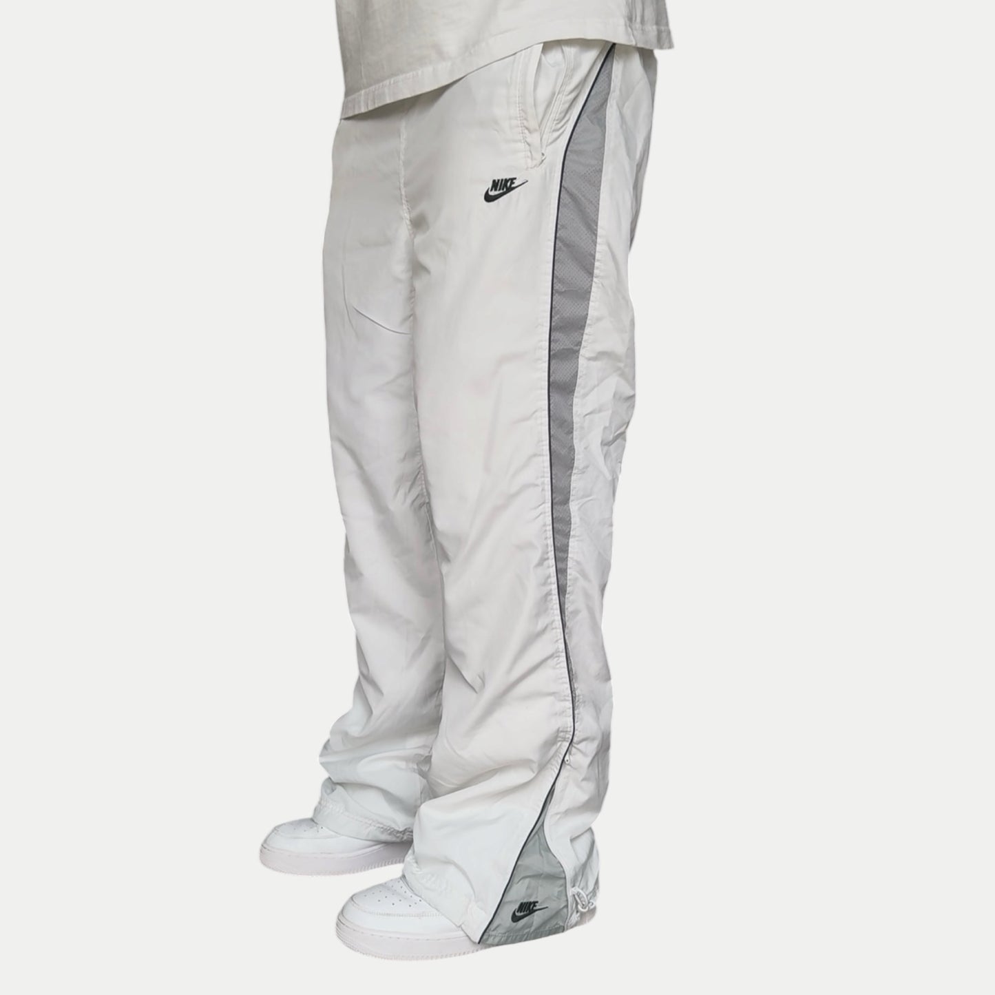 SUPER RARE 2000s Nike Trackpants White *PREMIUM* - (L)