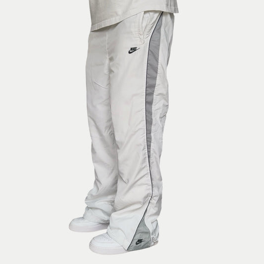 SUPER RARE 2000s Nike Trackpants White *PREMIUM* - (L)