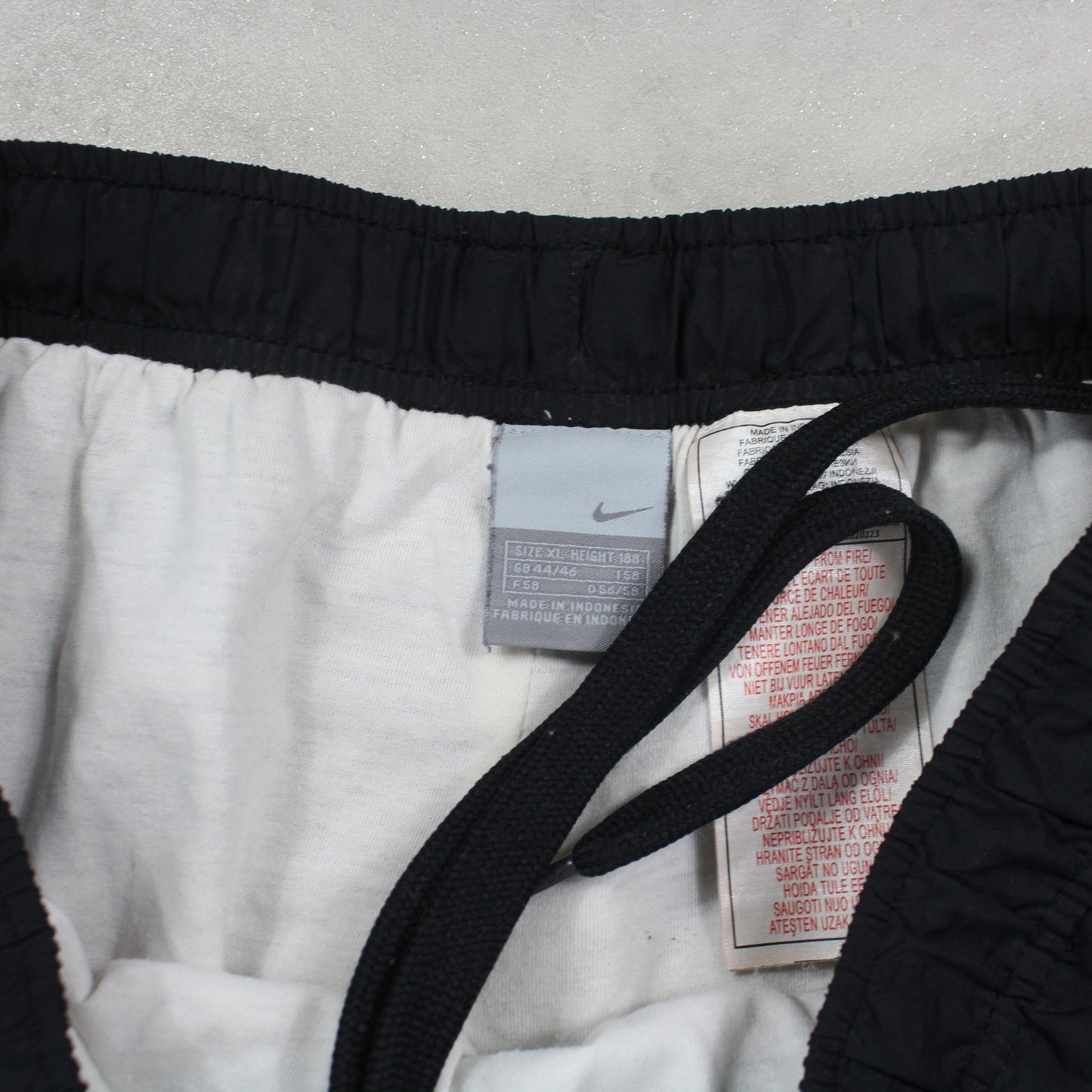 RARE 2000s Nike Trackpants Black - (L)