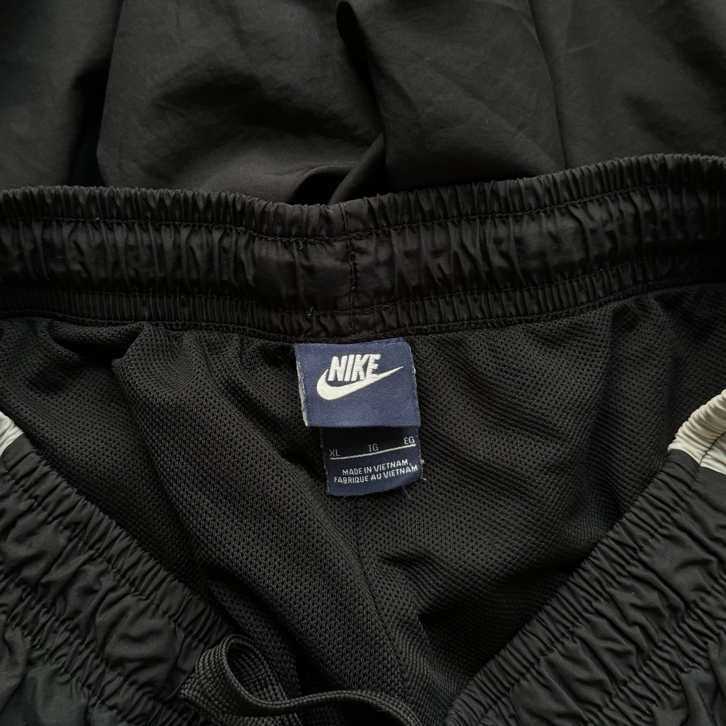 RARE 2000s Baggy Nike Trackpants Black - (L)