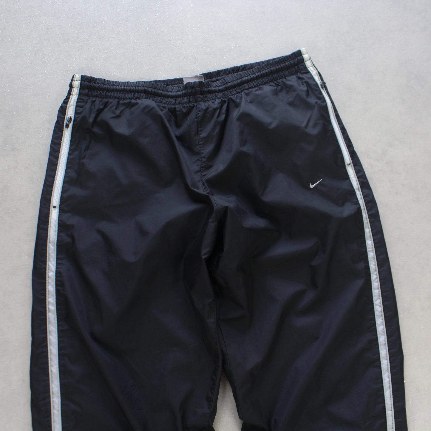SELTENE Nike Trainingshose aus den 2000ern, Schwarz – (M)