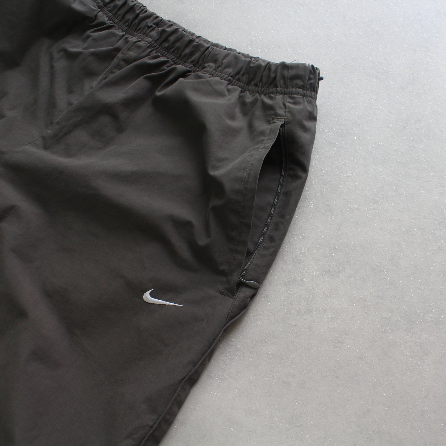 RARE 2000s Nike Trackpants Green - (M)