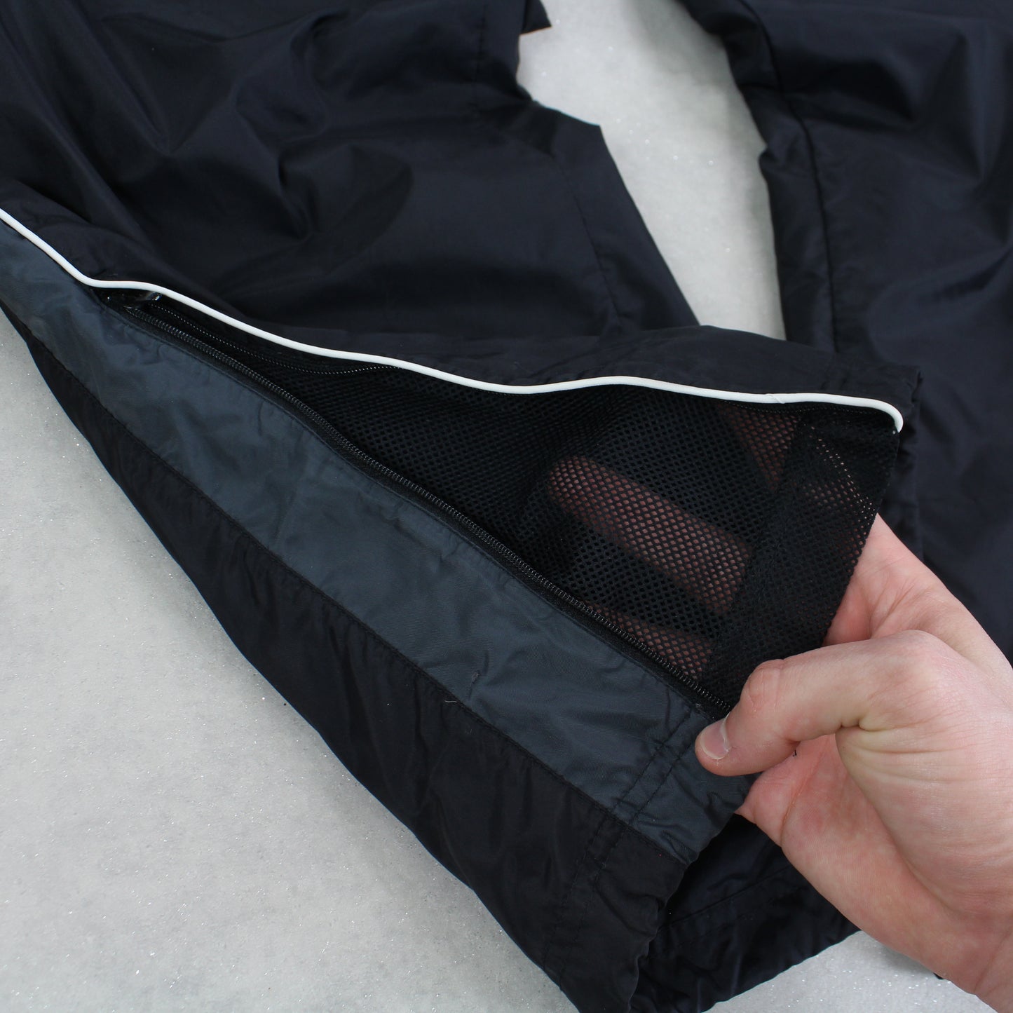 RARE 2000s Baggy Nike Trackpants Black - (M)