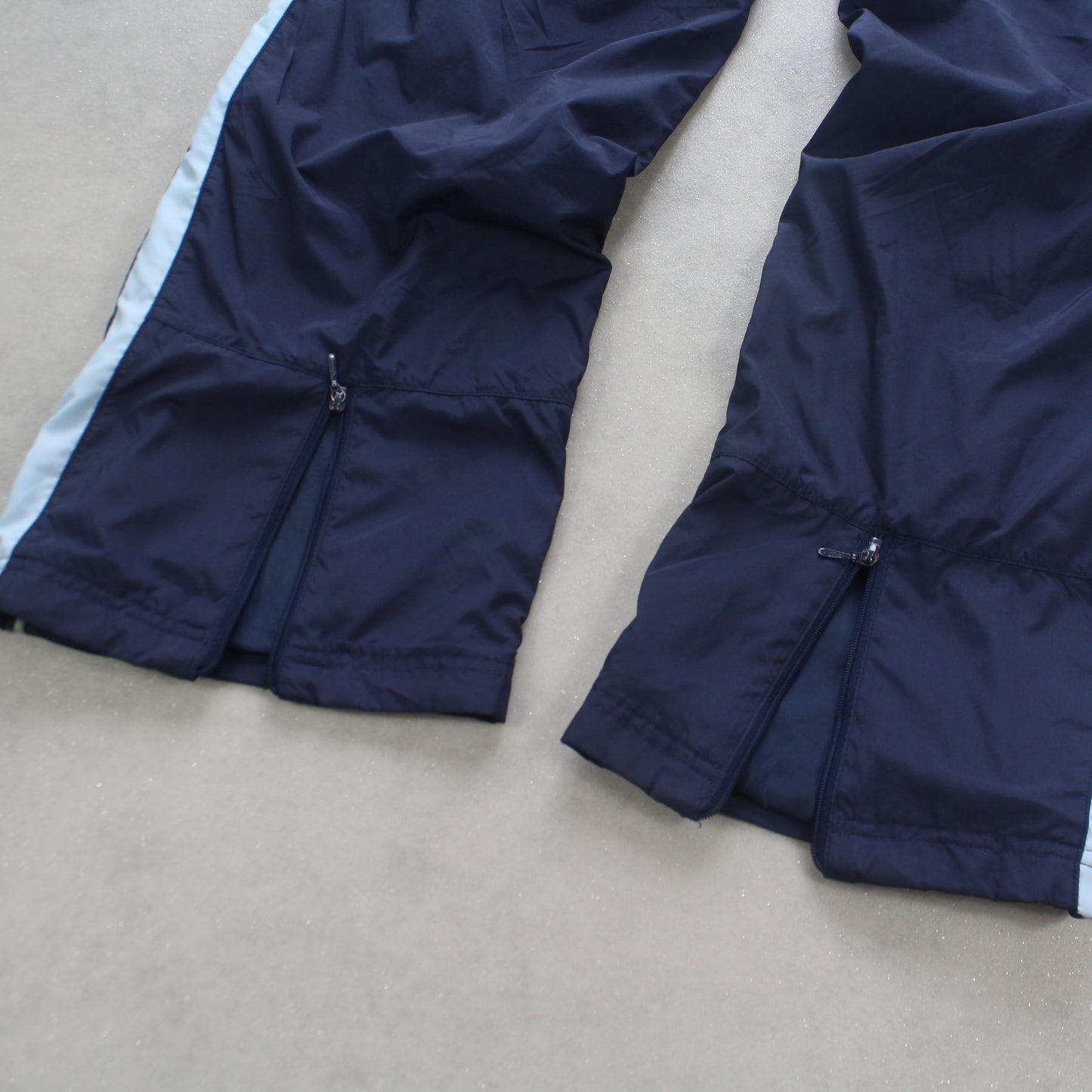 SELTENE Nike Trainingshose aus den 2000ern, Marineblau – (S)