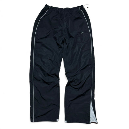 RARE 2000s Baggy Nike Trackpants Black - (L)