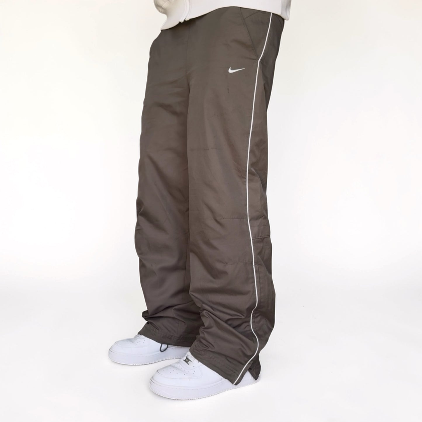 RARE 2000s Baggy Nike Trackpants Light Brown - (M)