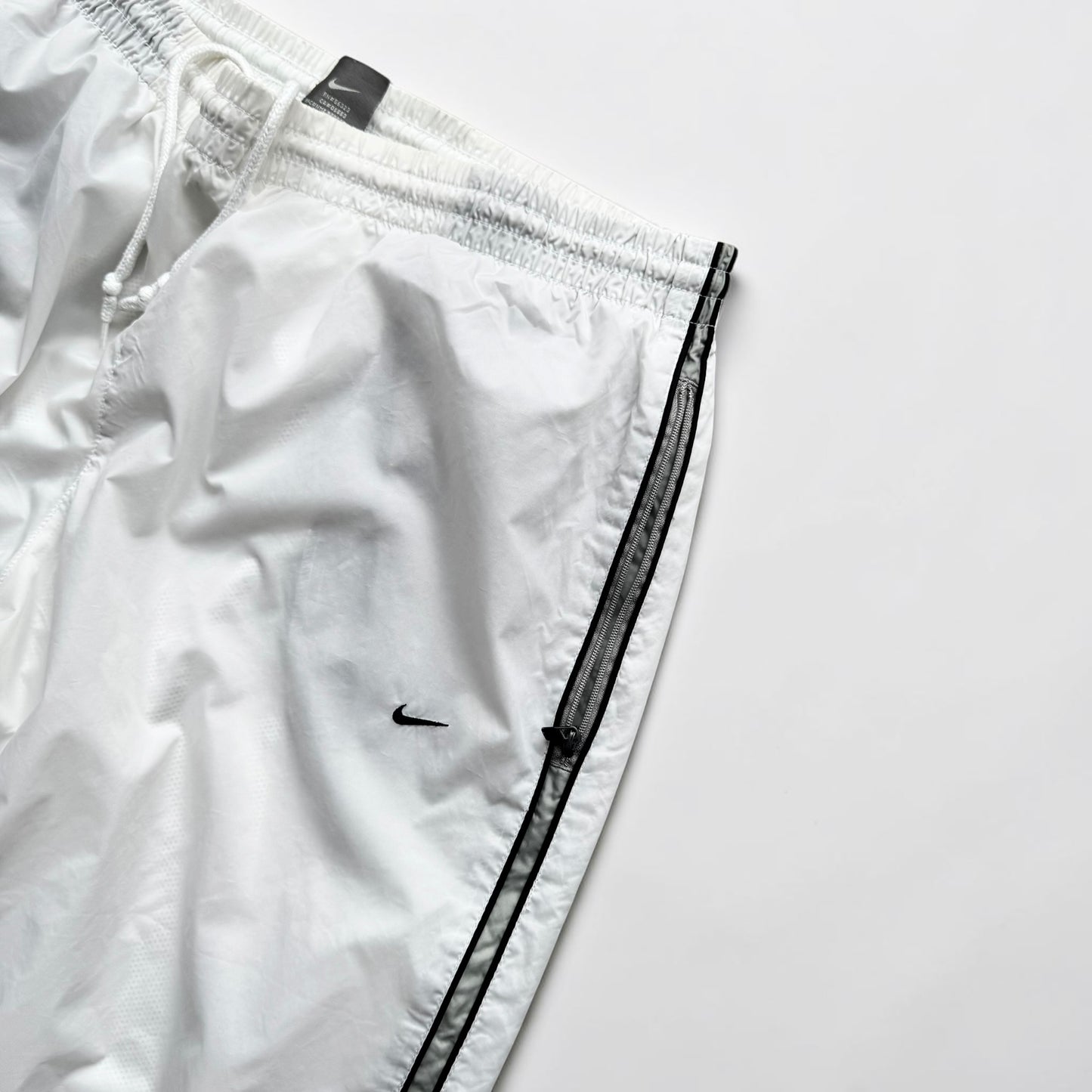 SUPER RARE 2000s Nike Trackpants White *PREMIUM* - (L)