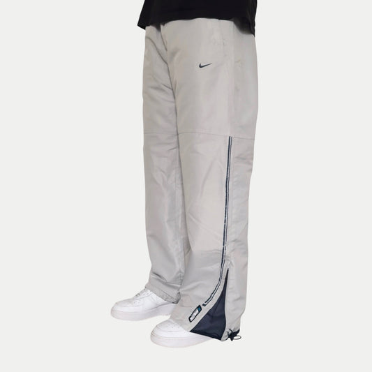SUPER RARE 2000s Baggy Nike Trackpants Grey - (L)
