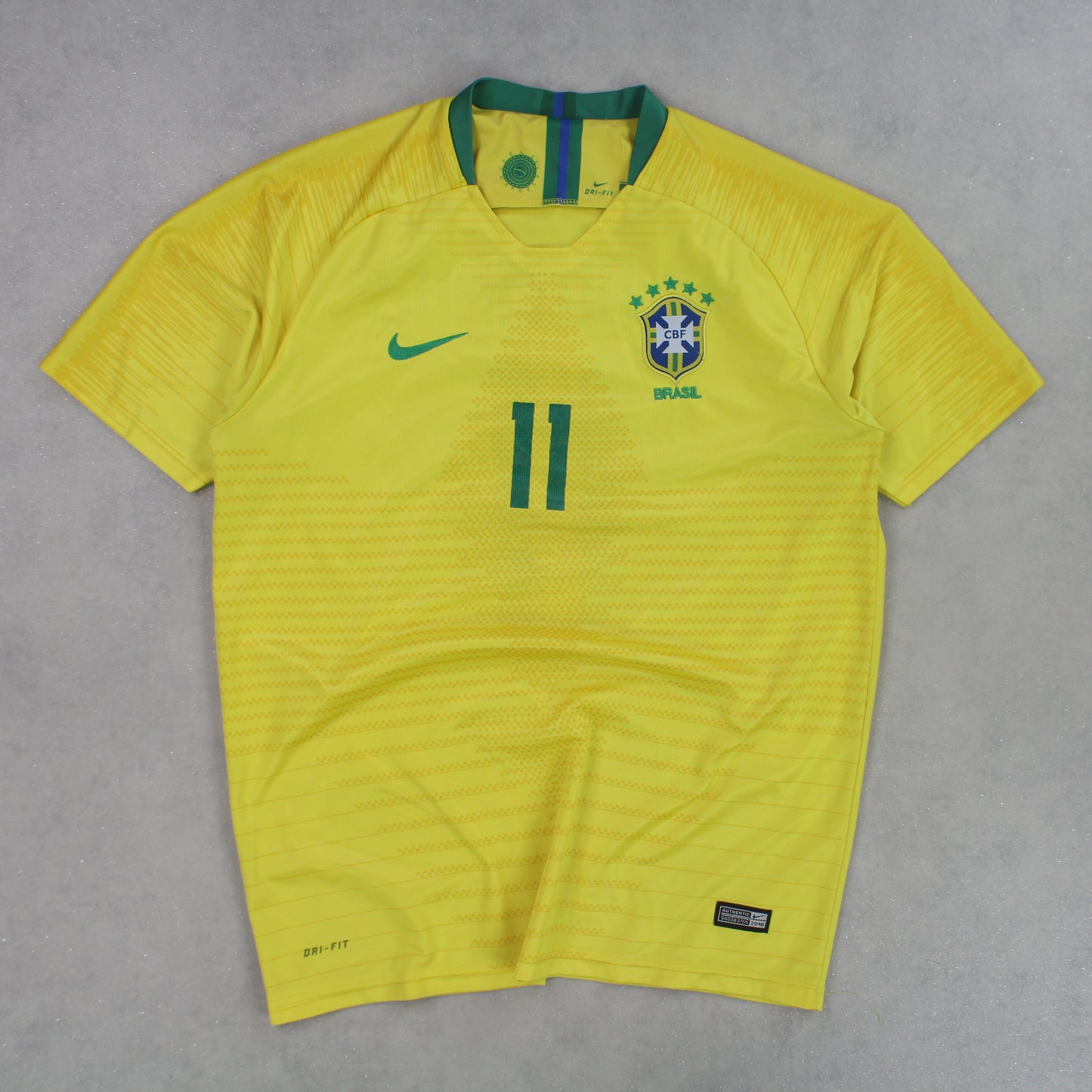 RARE 2018 Nike Brazil 'Coutinho' Top - (L)