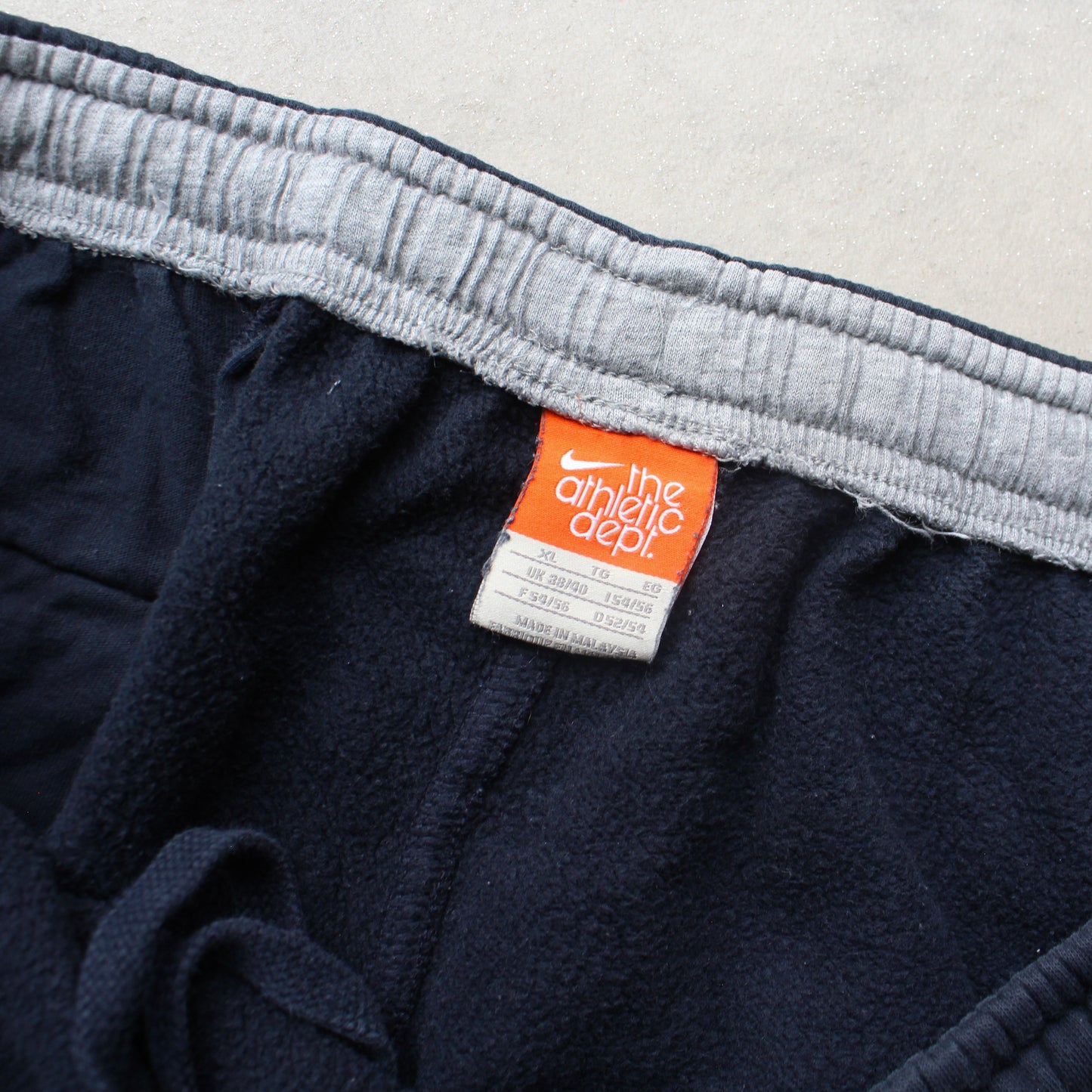 RARE 2000s Nike Joggers Navy - (L)