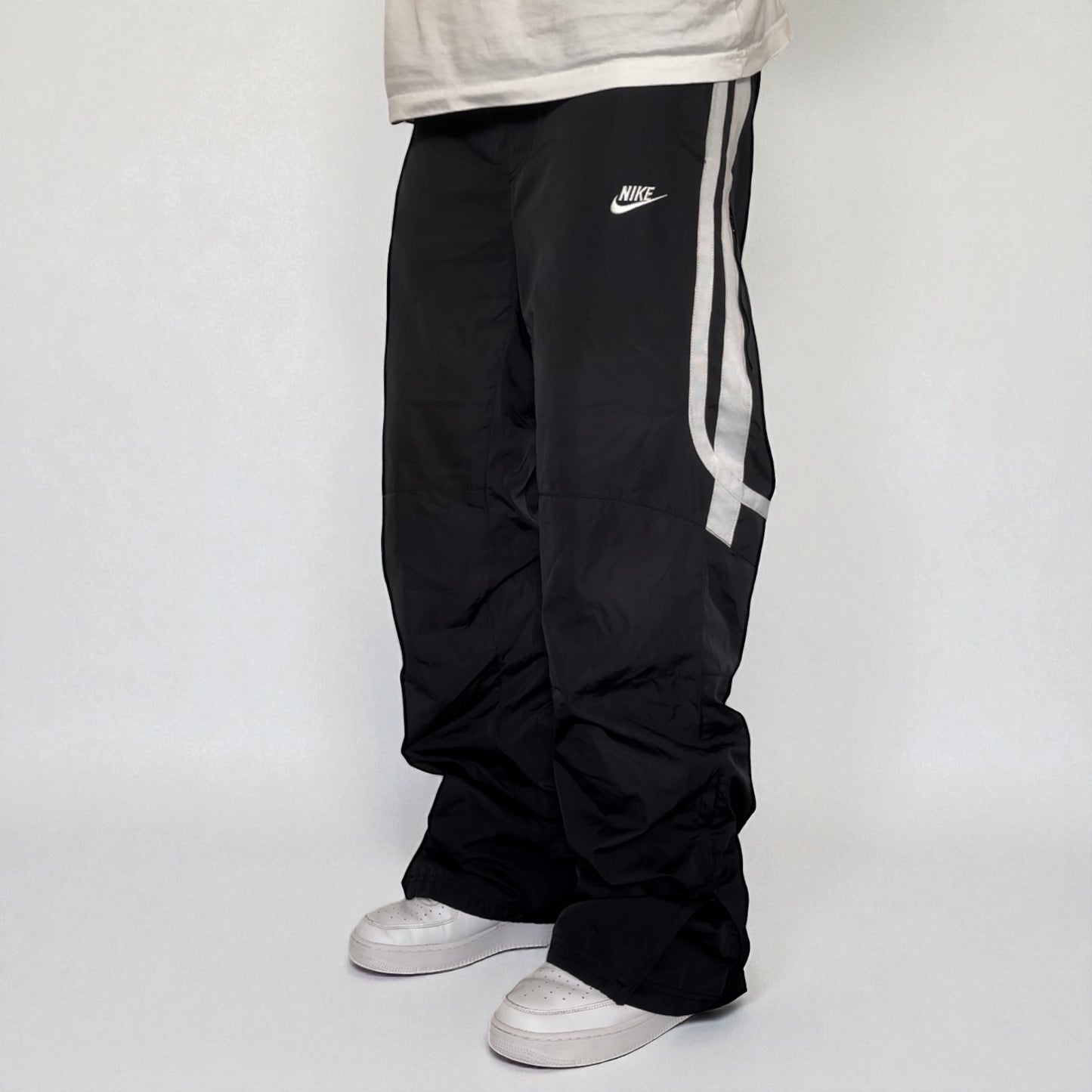 RARE 2000s Baggy Nike Trackpants Black - (M)