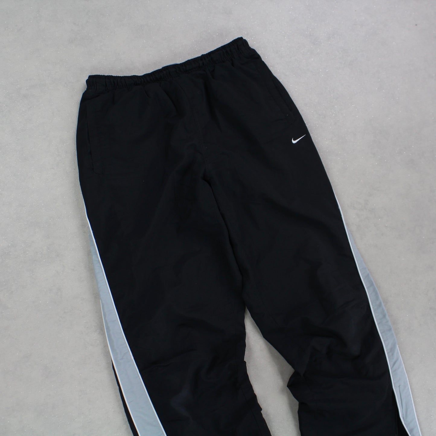 SUPER RARE 00s Nike Trackpants Black - (S)