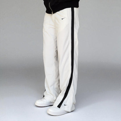 SUPERSELTENE Baggy-Trainingshose von Nike aus den 2000ern, weiß – (L)