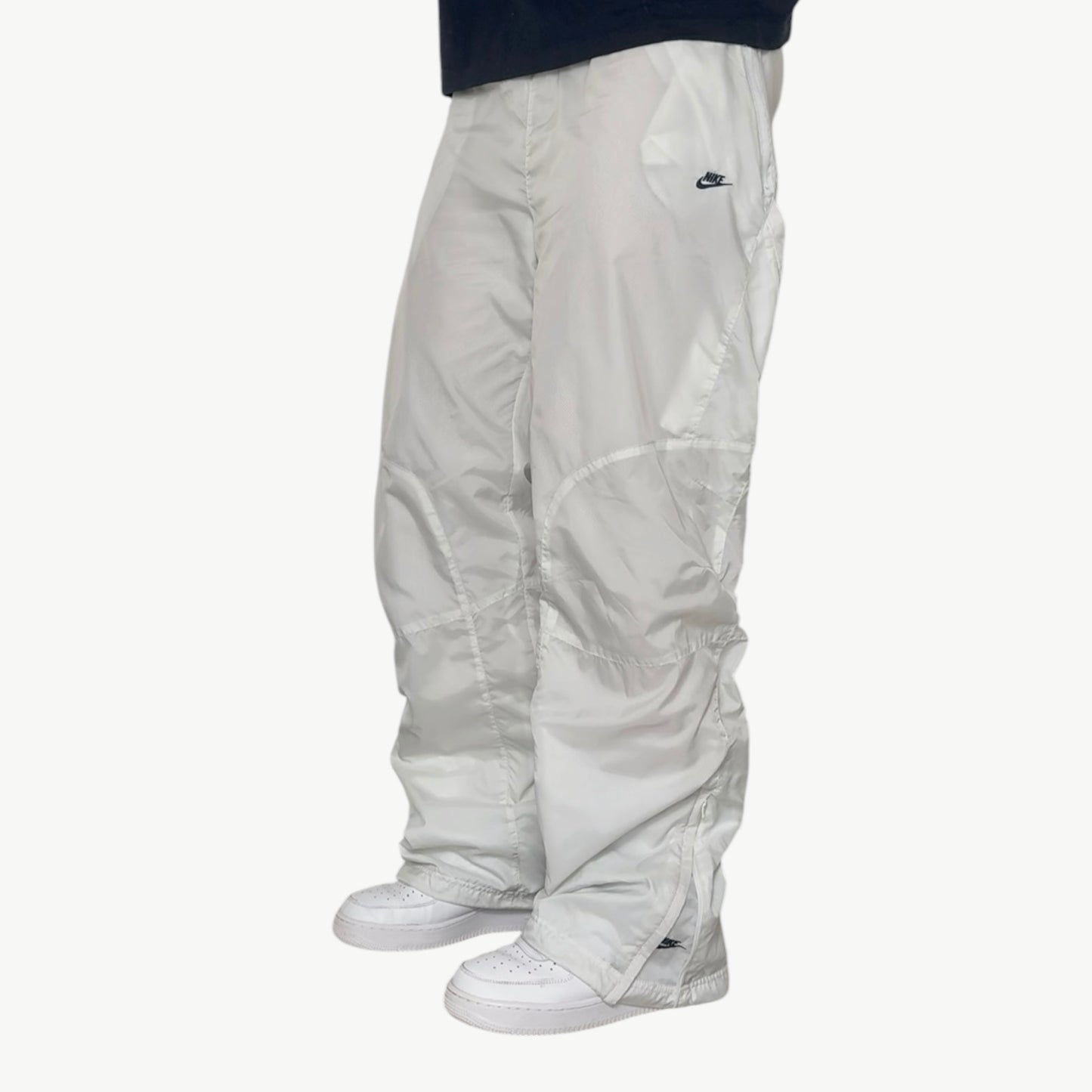 SUPER RARE 2000s Nike Trackpants White *PREMIUM* - (M)