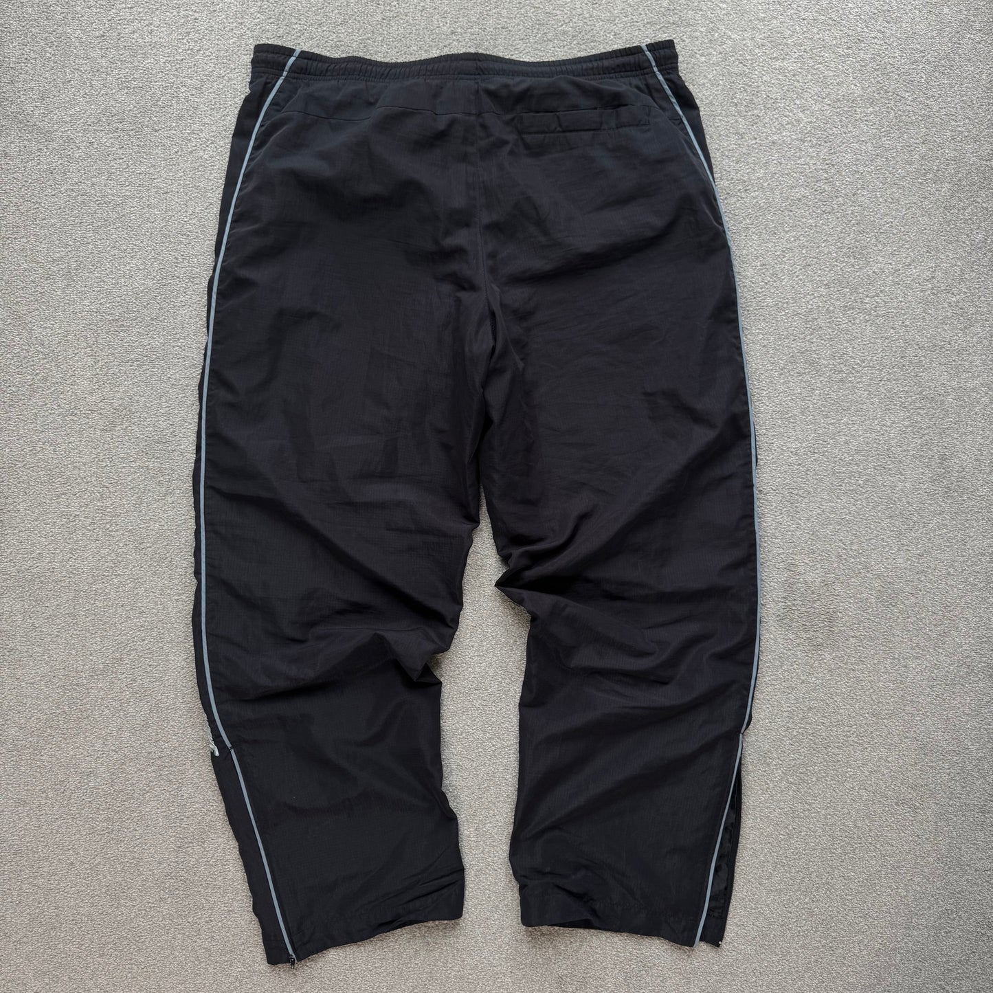 RARE 2000s Baggy Nike Trackpants Black - (L/XL)