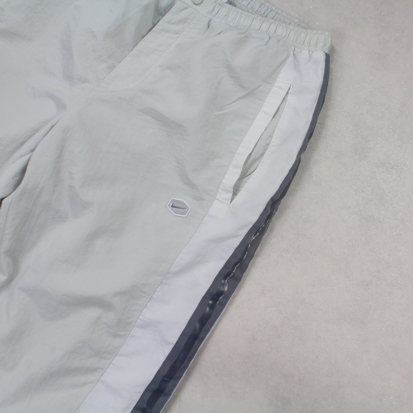 RARE 2000s Nike Hex Trackpants Grey - (L)